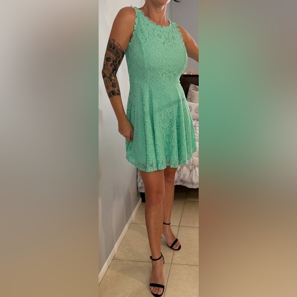 City Studio Mint Green Lace Fit & Flare Dress | Size 9 (Fits M) - Picture 8 of 16